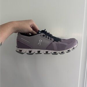 On Cloud Running women’s Running Shoe - Black and Purple